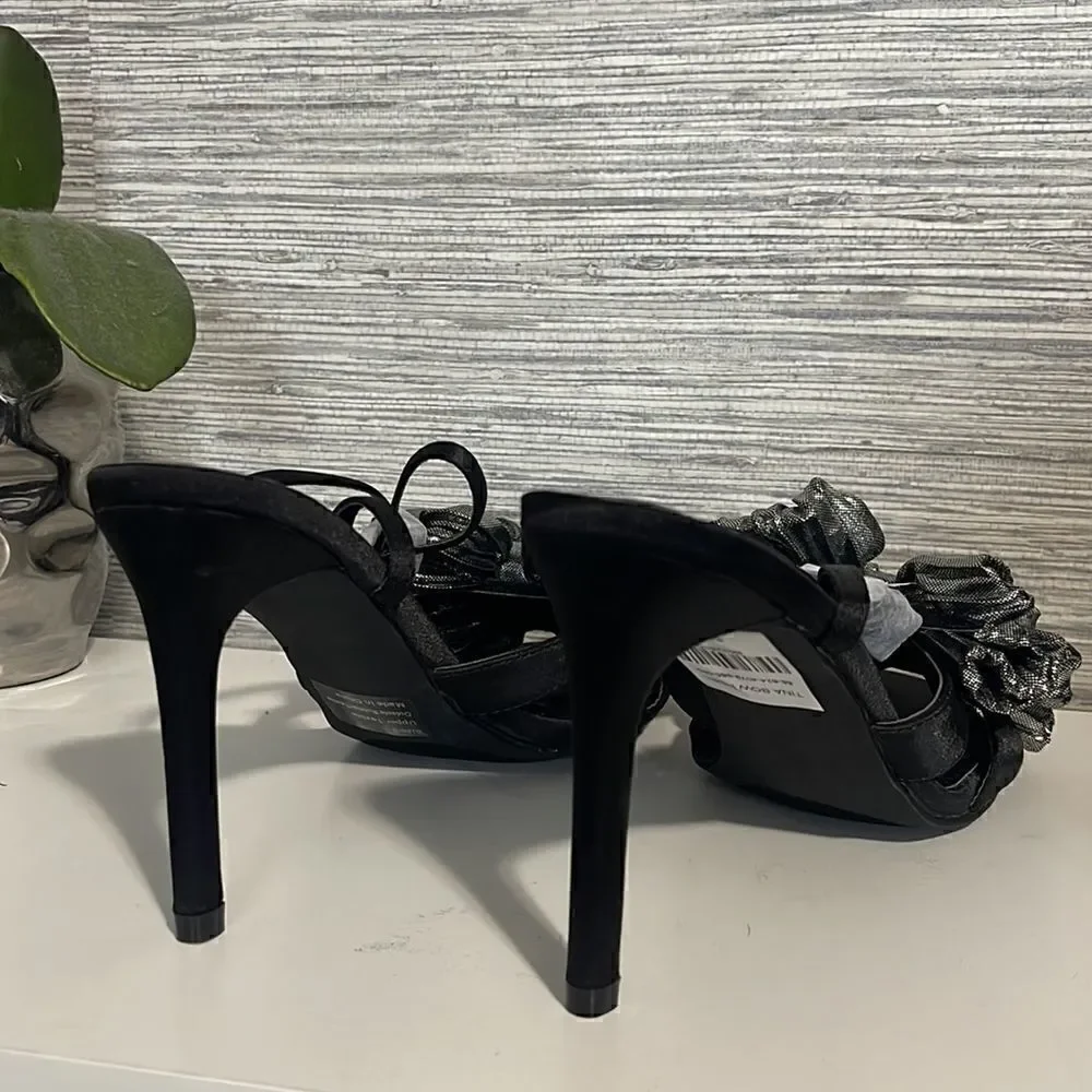 New york & Company | Tina Bow Heel Pump